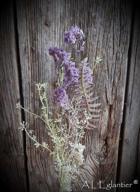 BOUQUET SAUVAGE. 47 cm. Lavanda